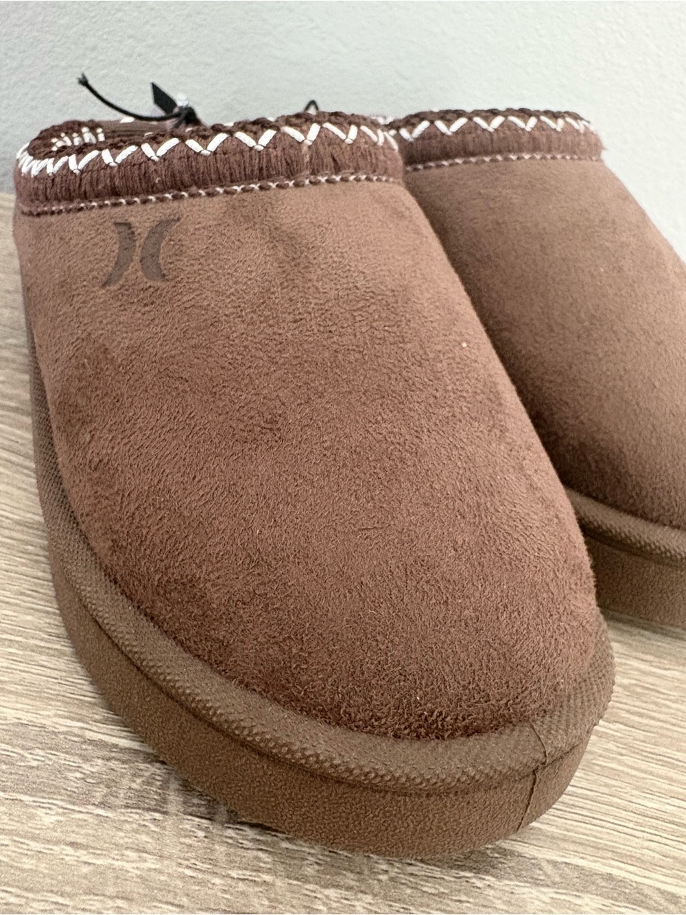 Hurley Brown Suede Slip-On Mule Slippers Size 11 - New
